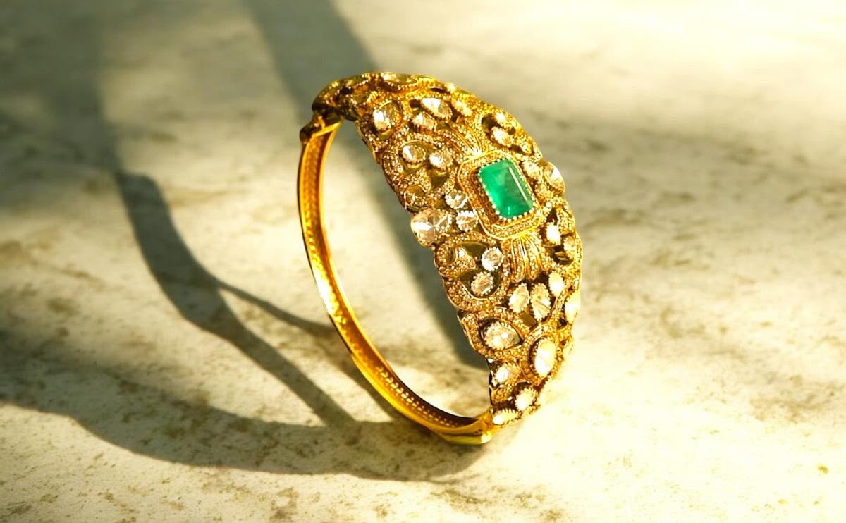 Destination Wedding Jewellery Jaipur: Polki bridal set by Taparia Jewels