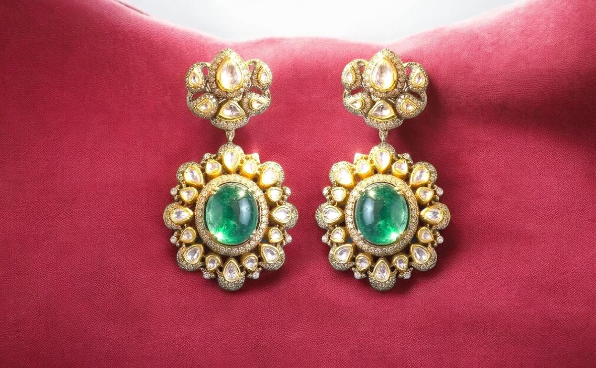 Jewellery for gown: Diamond and Polki set with an Indo-western outfit by Taparia Jewels